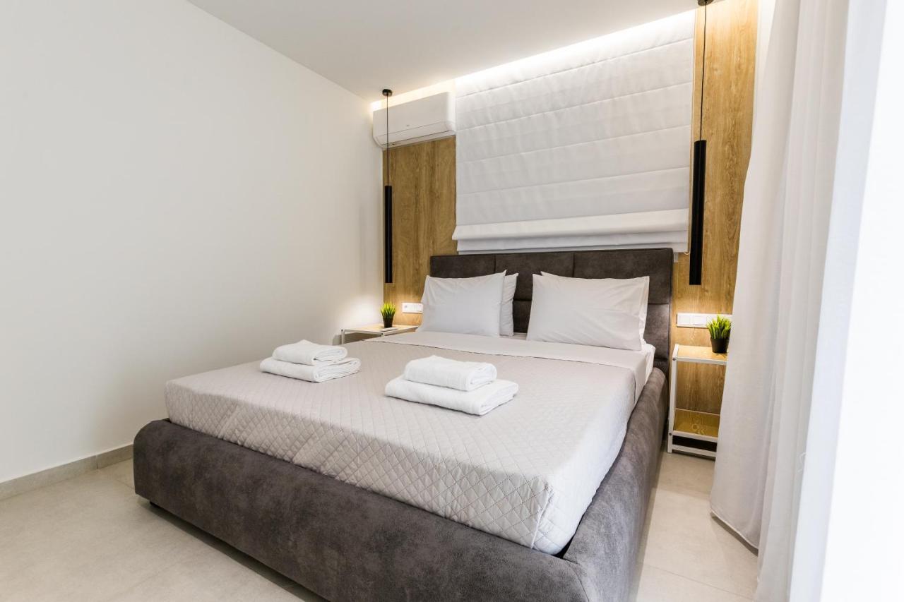 Varkiza Luxury Suites By Raise Vári エクステリア 写真
