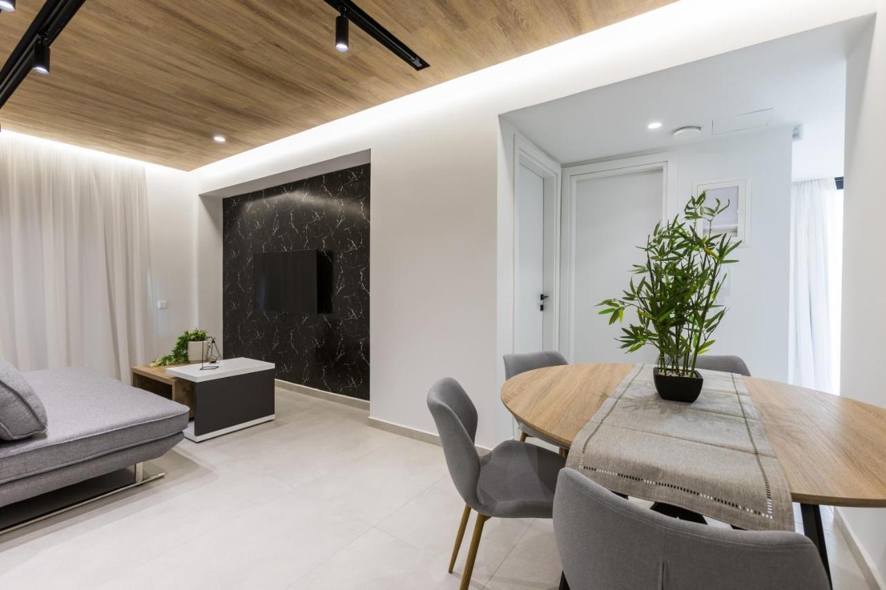 Varkiza Luxury Suites By Raise Vári エクステリア 写真