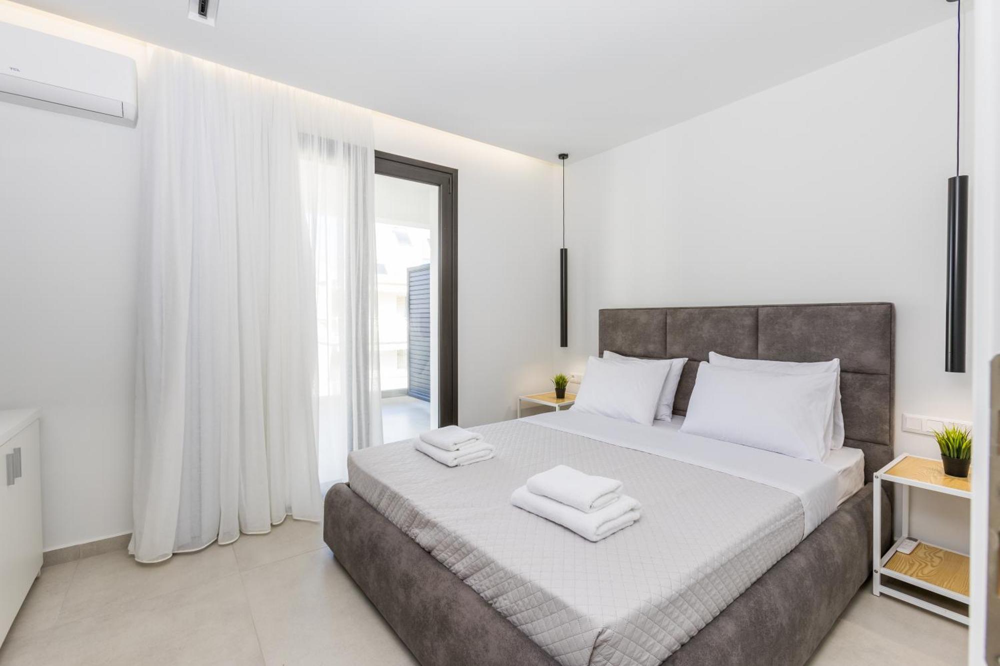 Varkiza Luxury Suites By Raise Vári エクステリア 写真