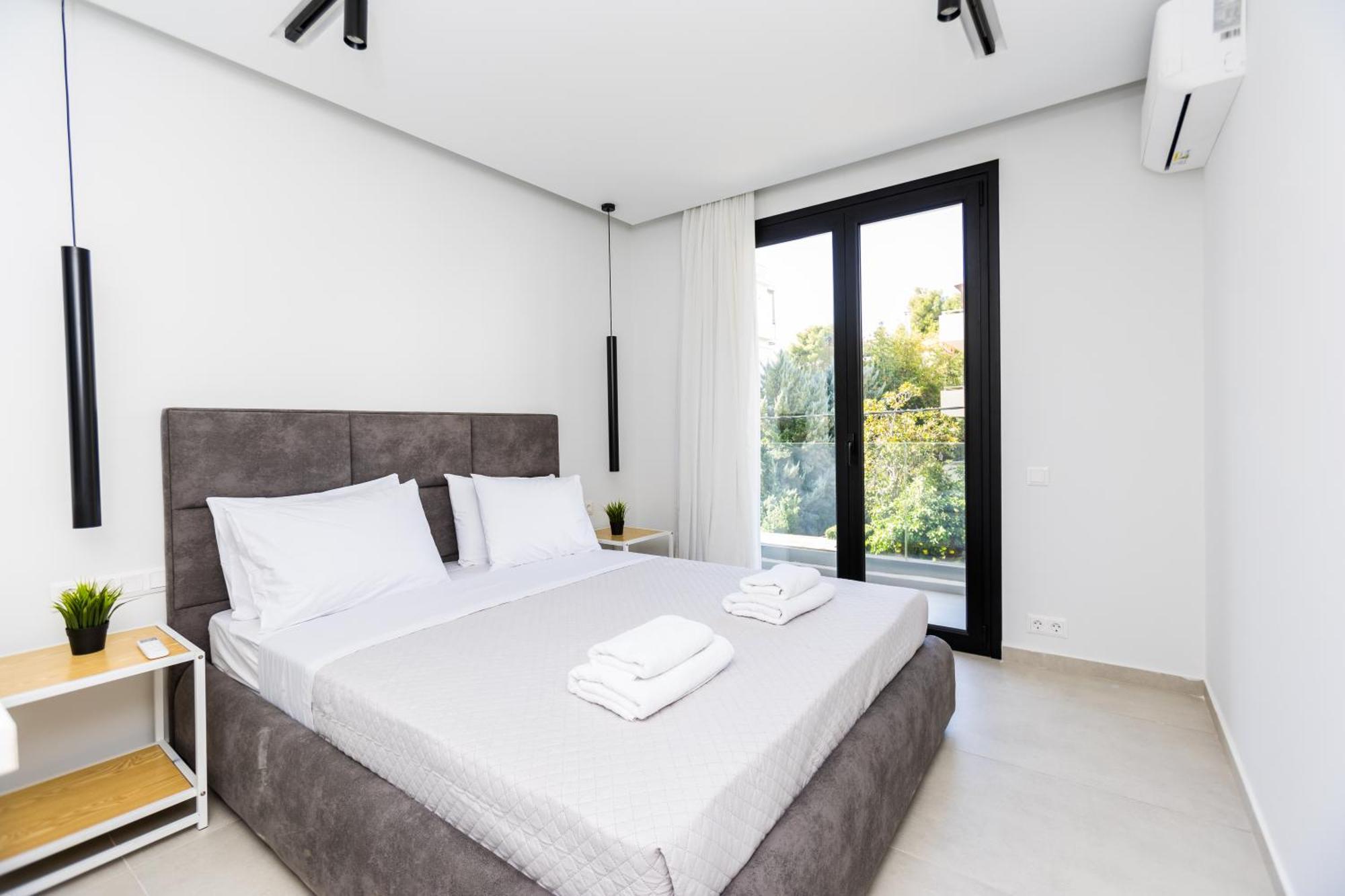 Varkiza Luxury Suites By Raise Vári エクステリア 写真